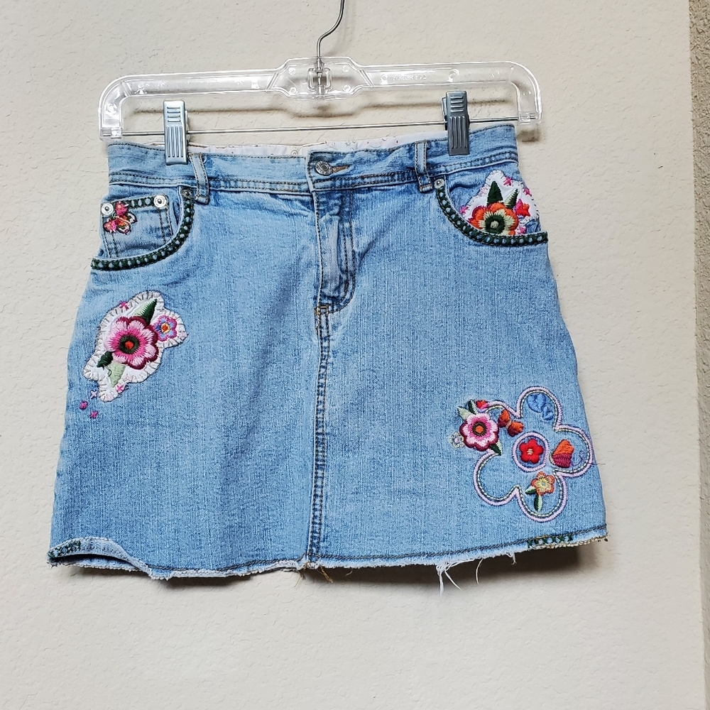 The Children's Place Light Blue Denim Skirt with Floral Embroidery.  Size 12